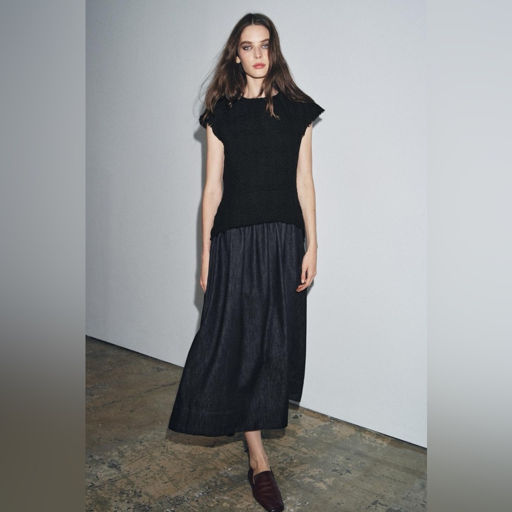 Elegant Black Maxi Skirt
